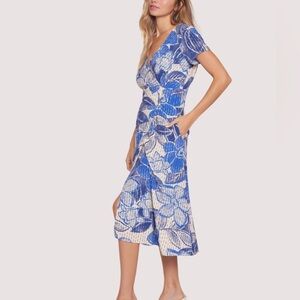 Lost + Wander Womens Wrap Midi Dress Blue Beige Floral V Neck Short Sleeve Sz M
